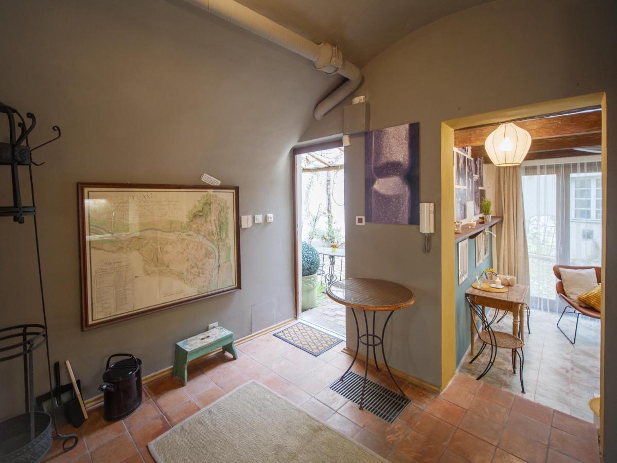 Romantic Nest Under Prague Castle Exterior photo
